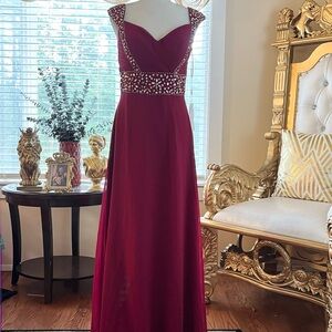 Elegant Burgundy Evening Gown